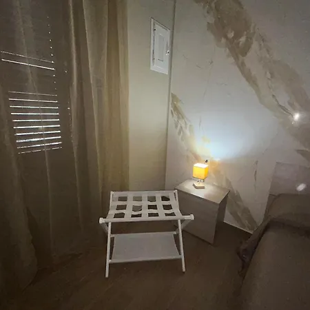 Bed & Breakfast House Stazione *