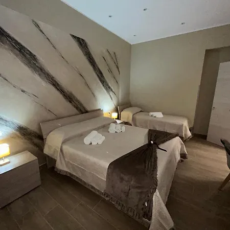 House Stazione Bed & Breakfast