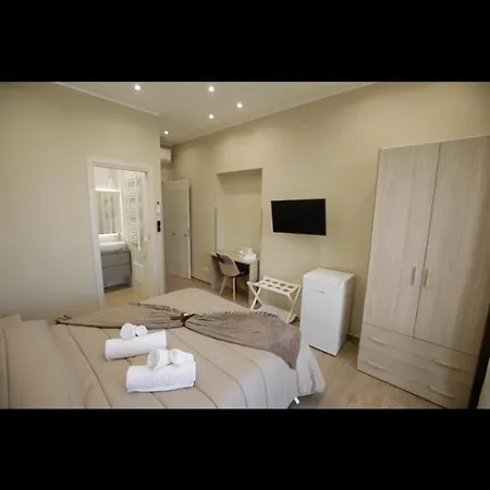 House Stazione Bed & Breakfast