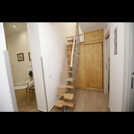 House Stazione Bed & Breakfast
