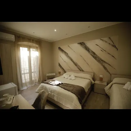 House Stazione Bed & Breakfast