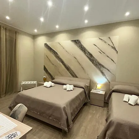 Couette-café House Stazione Palerme