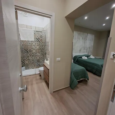 Bed & Breakfast House Stazione 3*