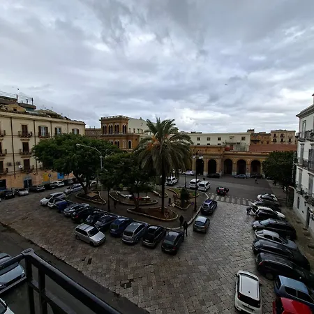 House Stazione 3* פלרמו