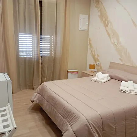 Bed & Breakfast House Stazione 3*